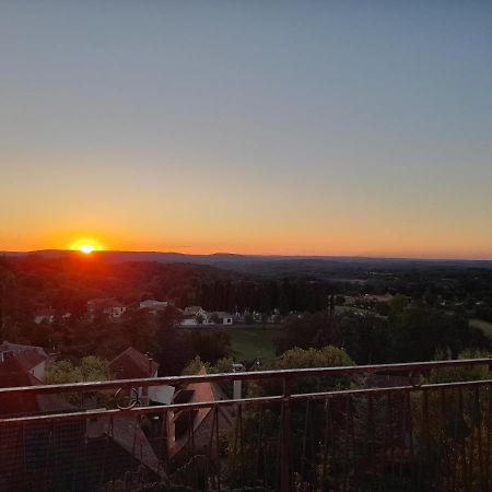 Appartement Belle Vue - Centre Ville Medievale Gourdon-en-quercy Εξωτερικό φωτογραφία